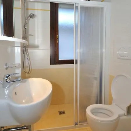 Pleione Apartamento